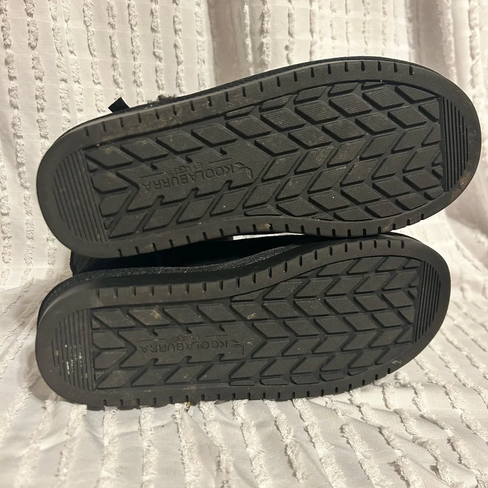 Ugg Koolaburra Big Kid's Boots Size 5‎ Black